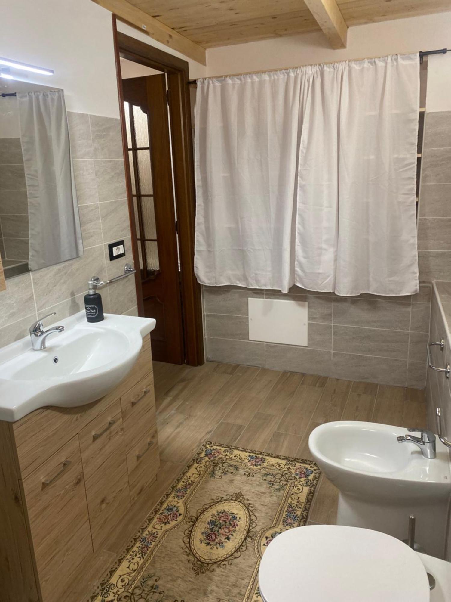 Ferienwohnung Monolocale Indipendente Nel Quartiere Residenziale Genneruxi Cagliari Exterior foto
