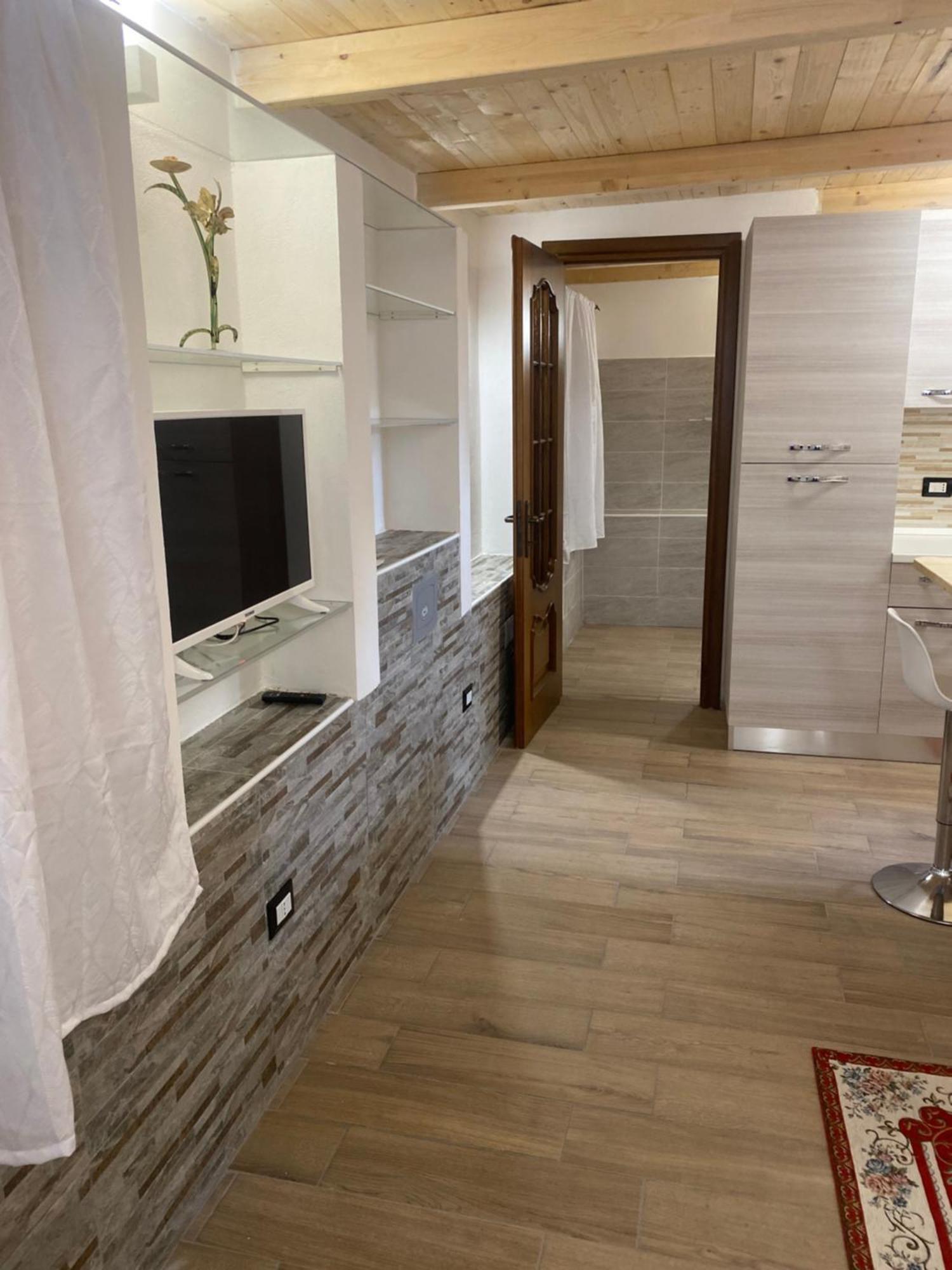 Ferienwohnung Monolocale Indipendente Nel Quartiere Residenziale Genneruxi Cagliari Exterior foto
